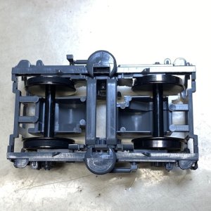 CENTER TRUCK RUBBER.jpg