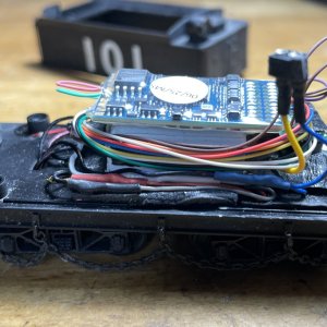 SBLK 101 - Tender (3) Decoder Installed.JPG