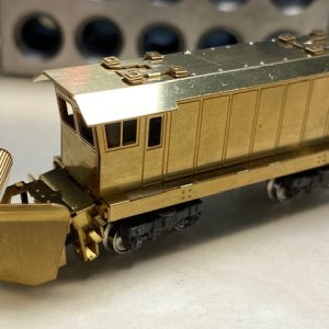 BODY STEPS SNOW PLOW.jpeg