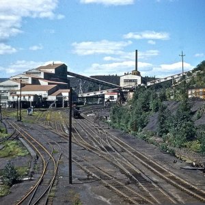 St. Nicholas Central Breaker - Bob Wanner Collection.jpg