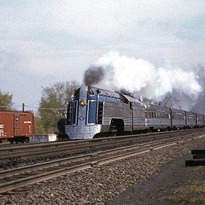 RDG Crusader behind Steam _ edit 3 crop 2 7 in wide 300 ppi.jpg