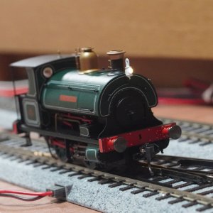 HEADLAMP ON 2 80.JPG