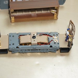 CHASSIS CONTACTS.JPG