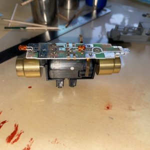 KATO CIRCUITBOARD AND MOTOR.jpg