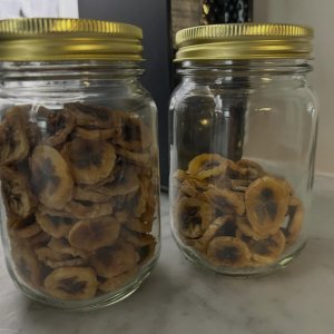 banana chips.jpg