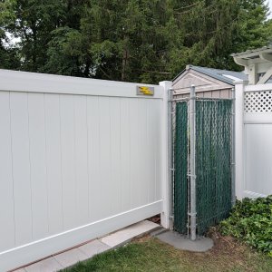 New_Fence_08_01.jpg