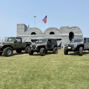 Jeep Logo.jpeg