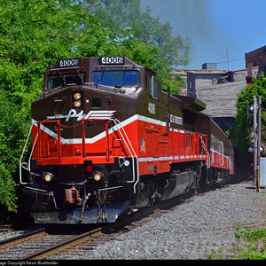 PW 4006 Providence and Worcester Railroad.jpg