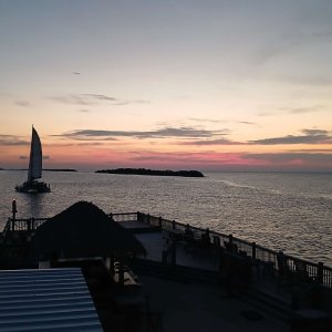 stingaree_sunset.jpg