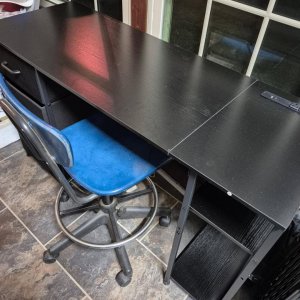 new desk1.jpg