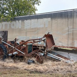 cotton_belt_trailer.jpg