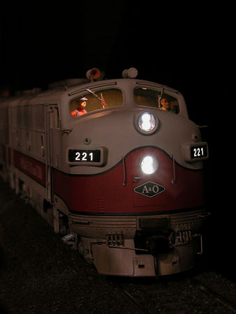 66442360-M.jpg