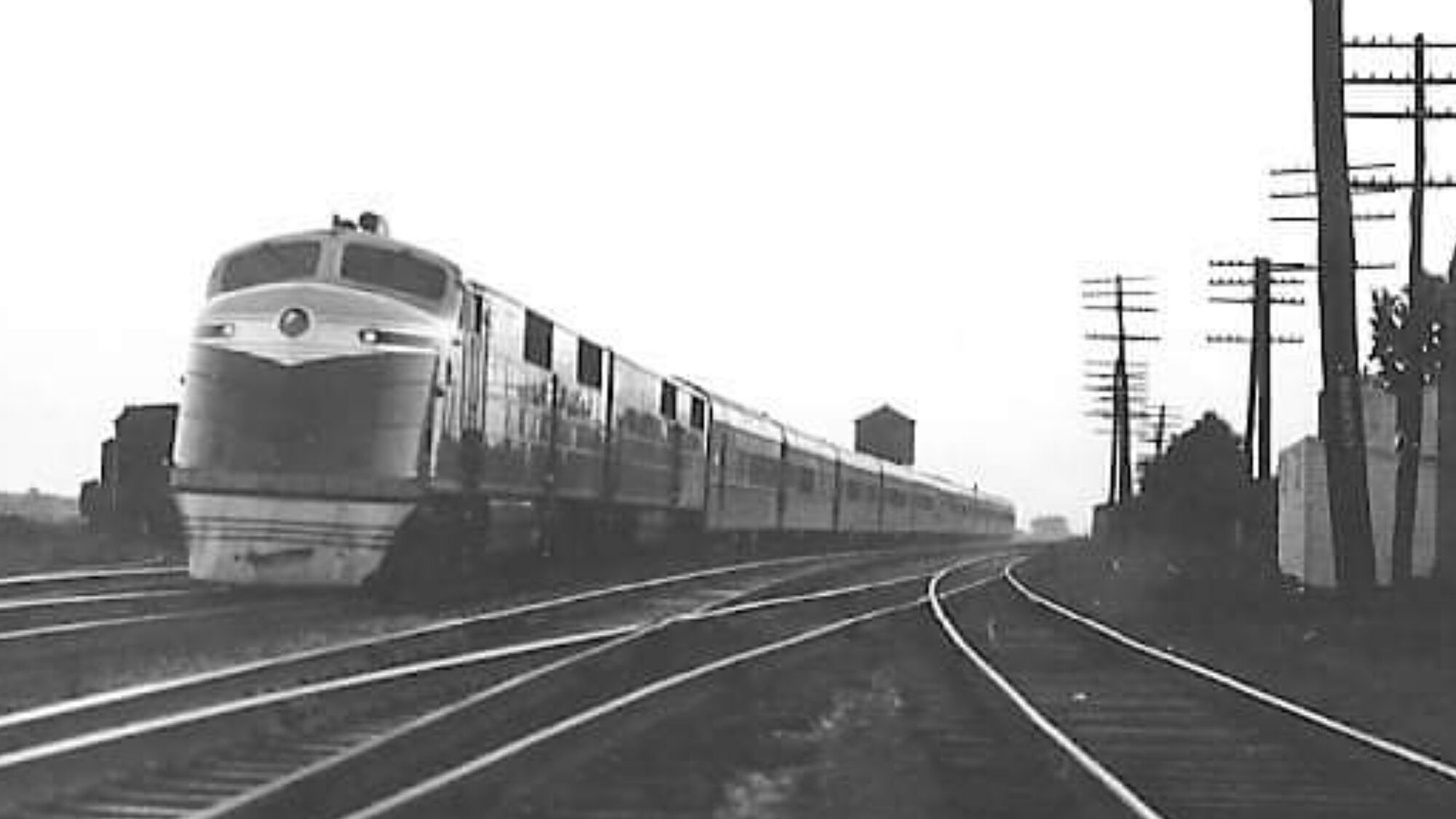 B&O Streamliner in NW Ohio date and photographer unknown.jpg