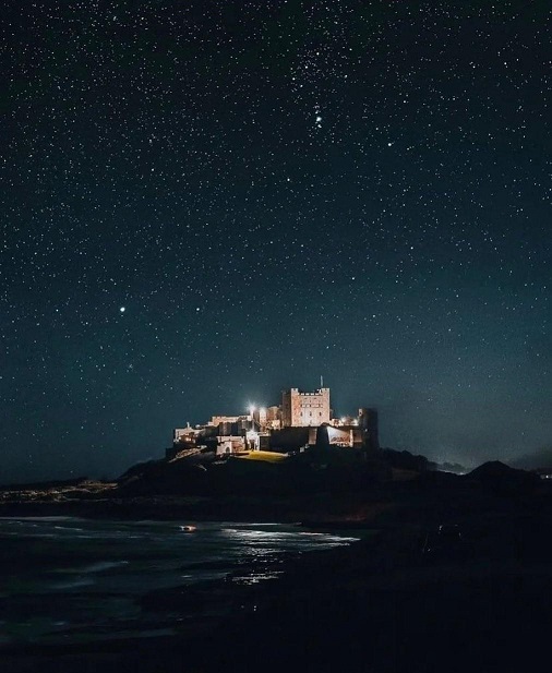 Castle at night.jpg
