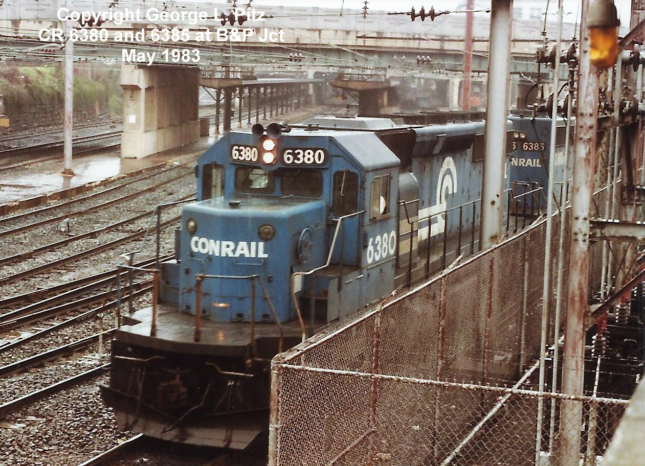 CR 6380-6385 SB at B&P Jct May 1983.jpg