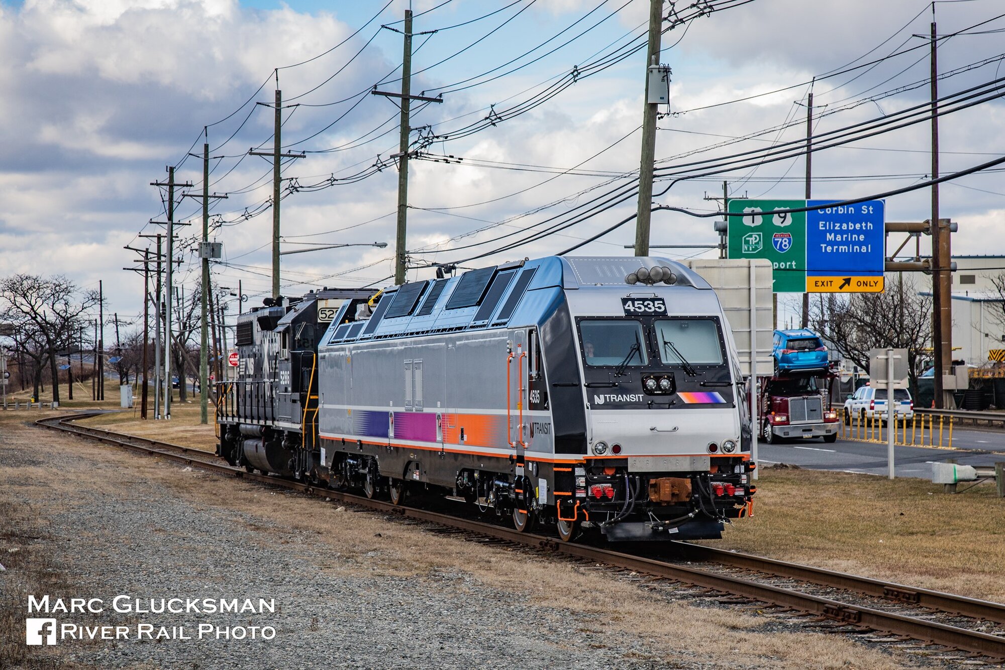 First of 25 additional ALP45DPs NJT 4535 deliverd to NJT's MMC from Port Newark on 1-18-2021.jpg