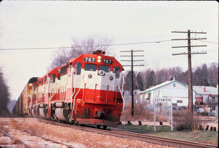 Frisco GP40-2-767-at-Catawissa-Missouri-date-unknown-768x519.jpg