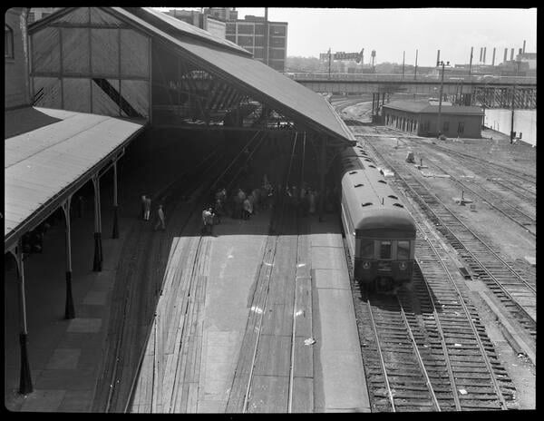 Last Day E. of Baltimore 04_26_1958 - Philadelphia.jpg