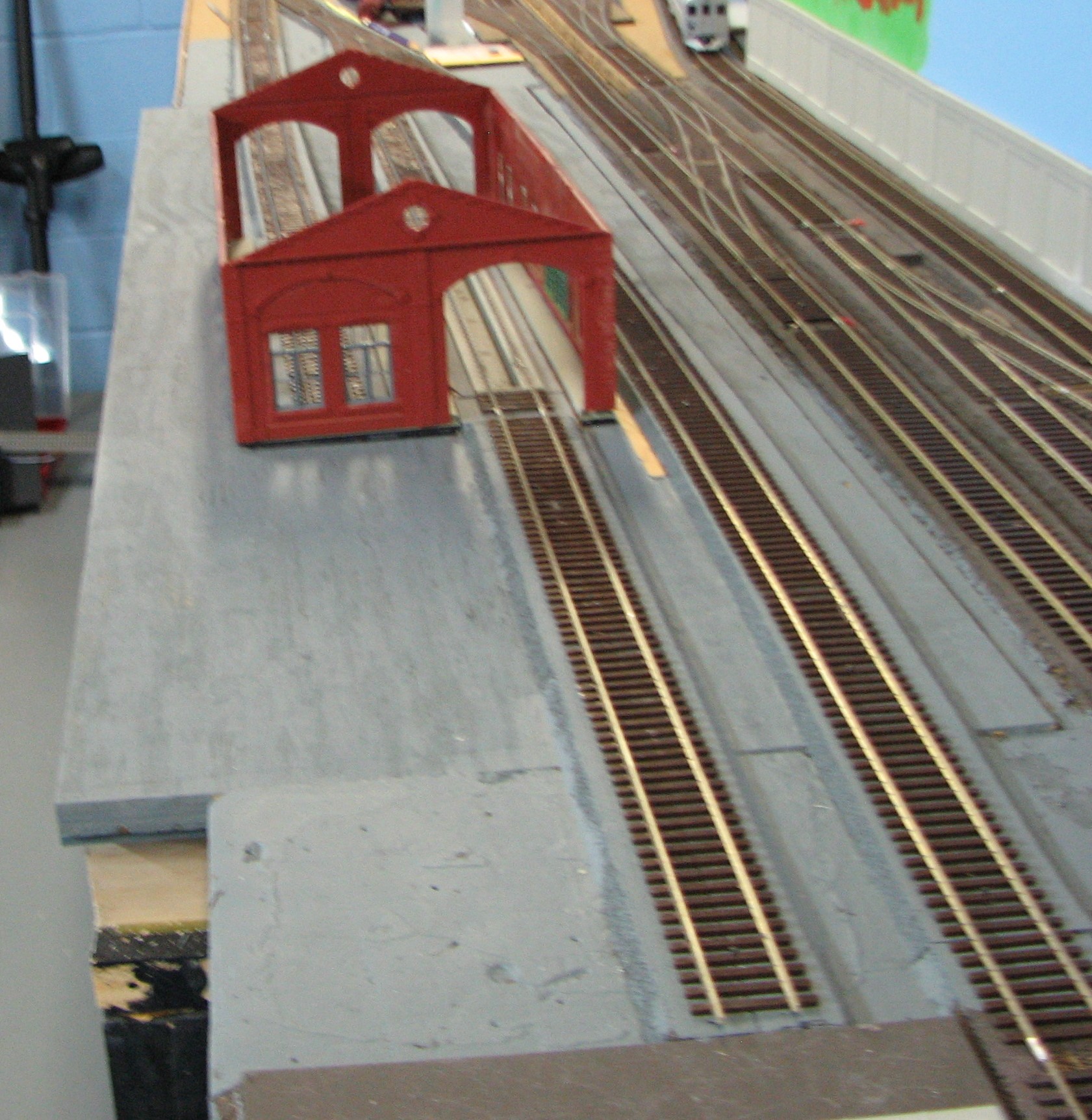 Last Section of Track in Place 08-10-2022.JPG