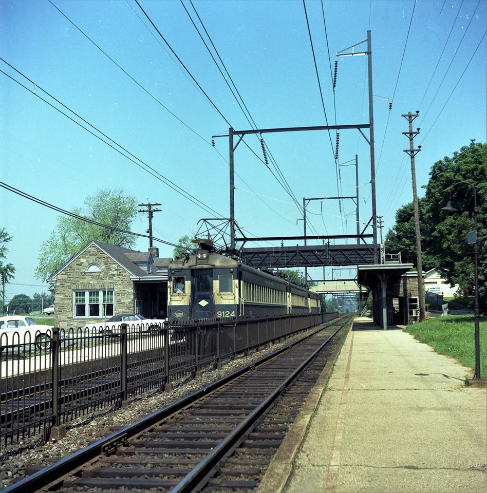 RDG # 9124 + 2_Oreland, PA_June 15 1968.jpg