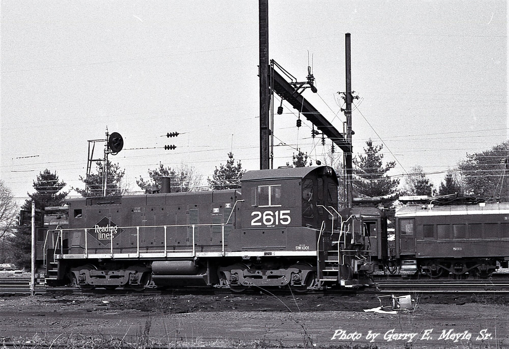 West Trenton engine 4-18-1976 - Gerry Meyle.jpg