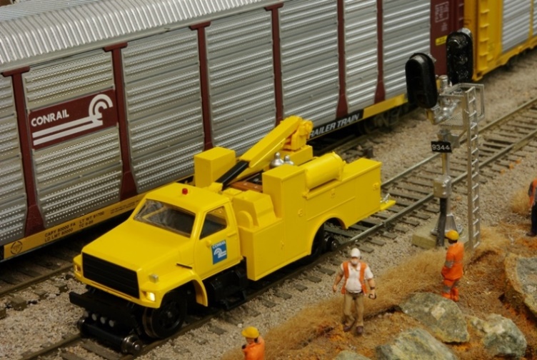 Bachmann_Hi-Rail_signal