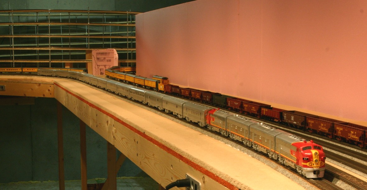 HO scale Super Chief by Walthers.
