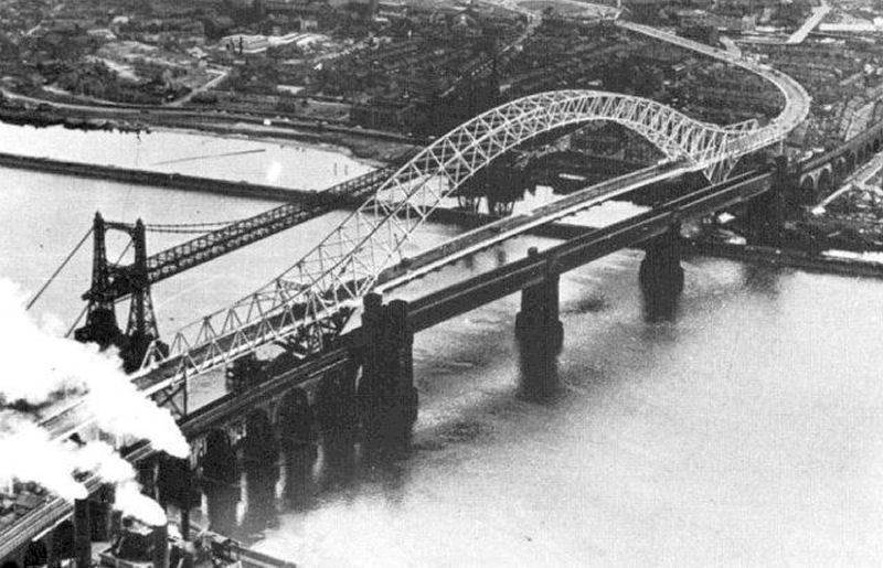09 - 3 Bridges.jpg