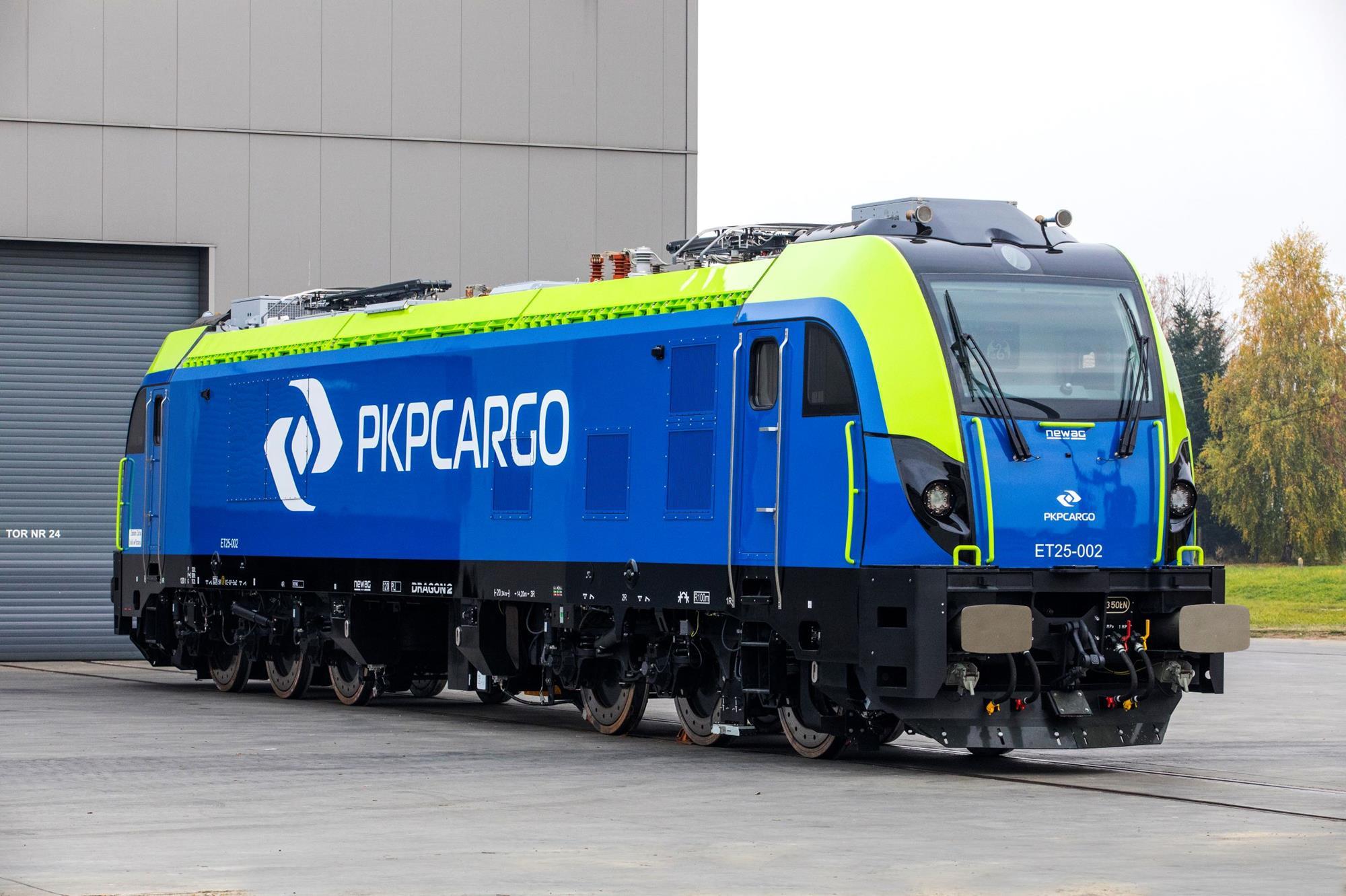 26901_plpkpcargoloconewaget25dragon2_696109.jpg