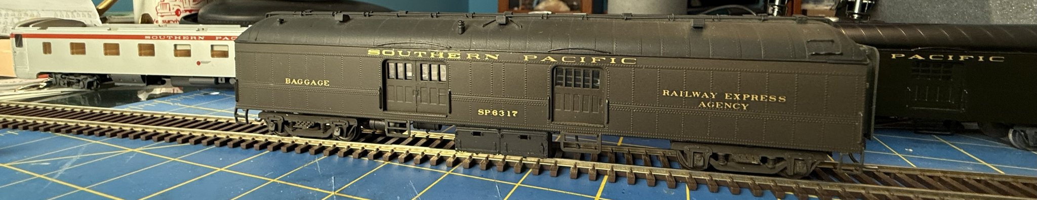 60B-9-10.jpg