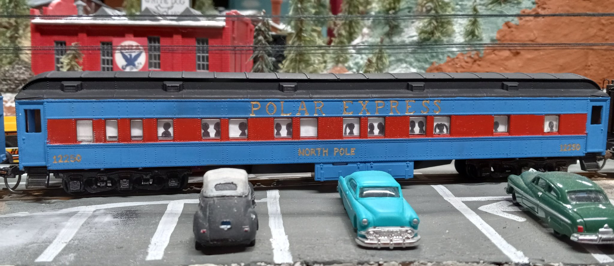 Athearn Polar Express cars (My models) (1).jpg