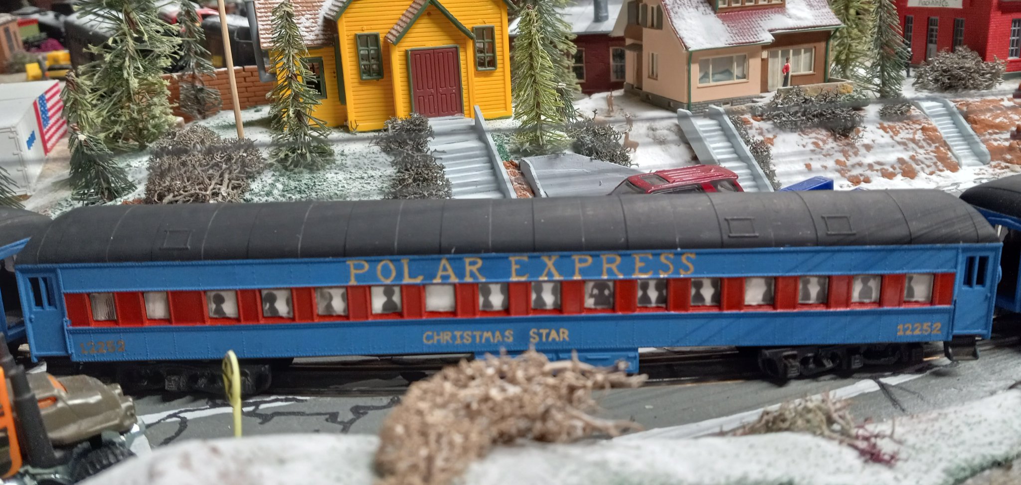 Athearn Polar Express cars (My models) (3).jpg