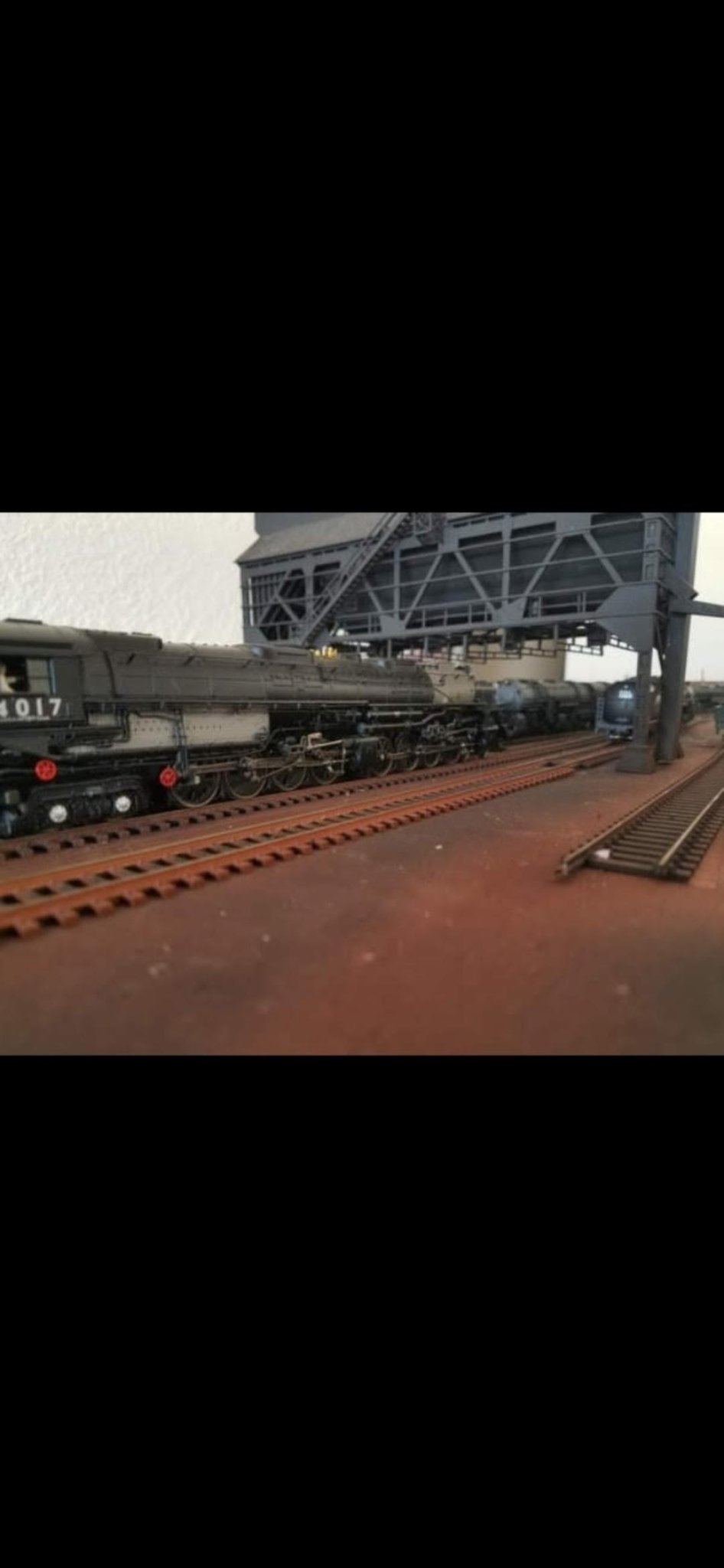 big boy 4017.jpg
