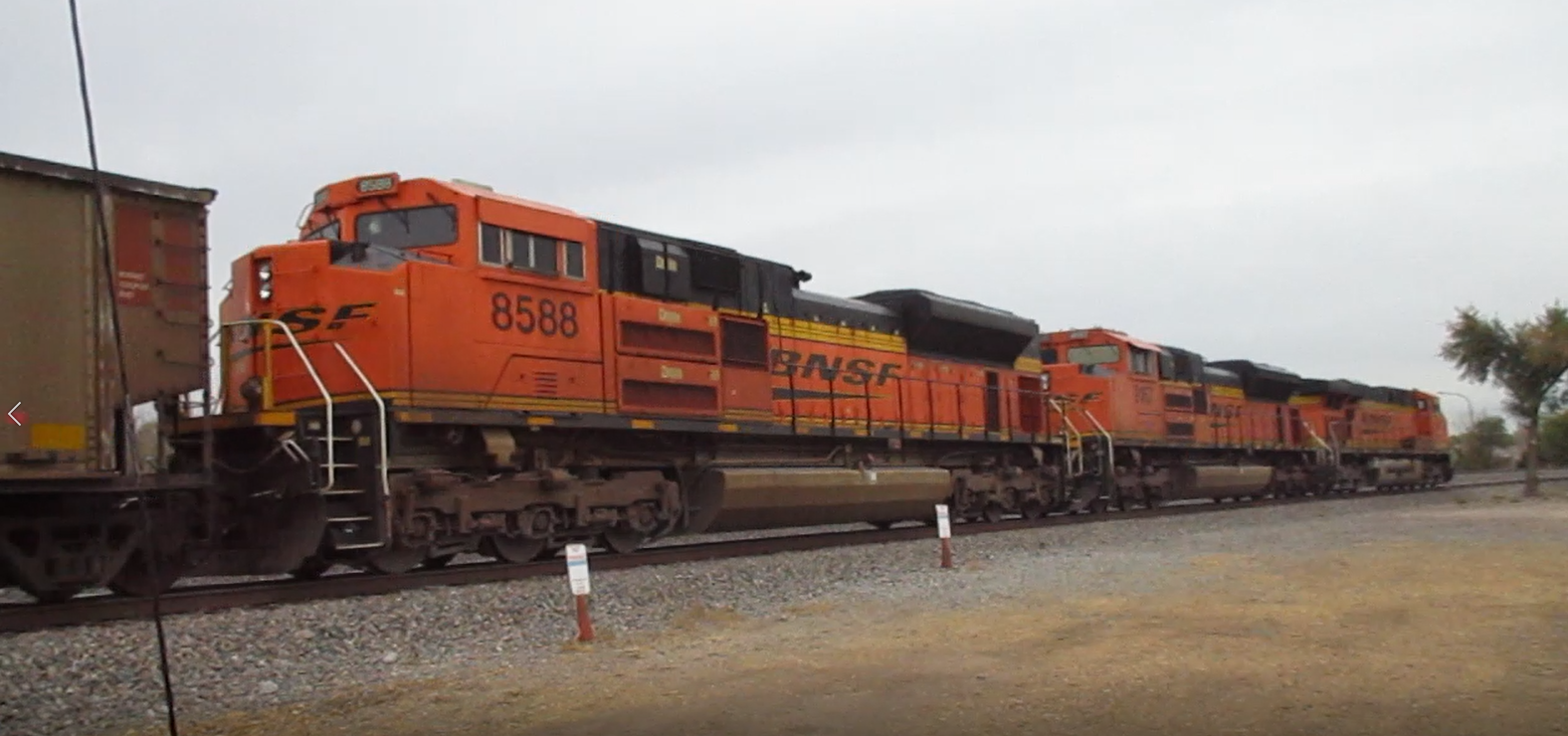 BNSF locos (My photos) (3).png