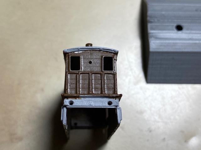 BROWN PAINT END.jpg
