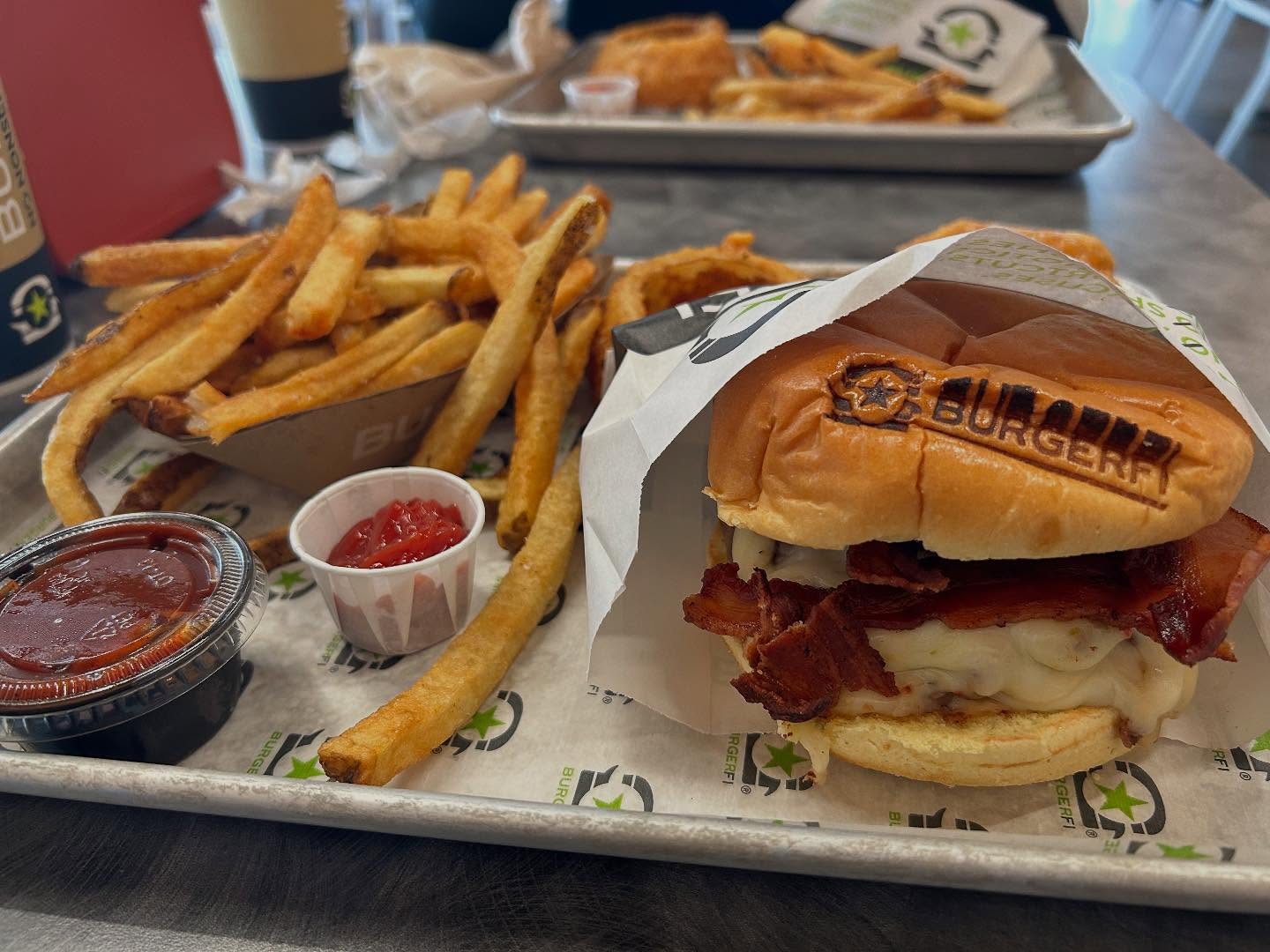 burgerFi.jpg