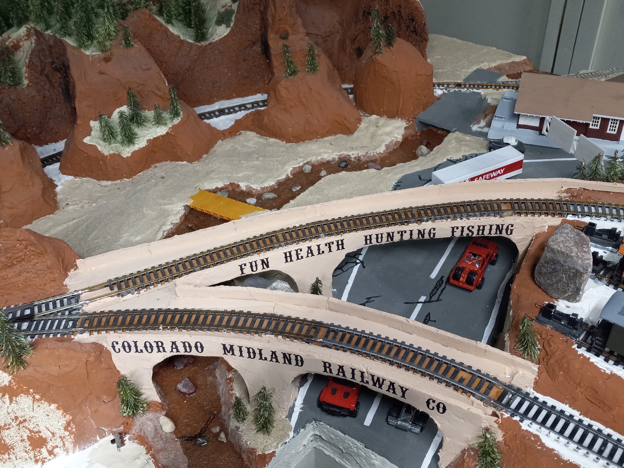 CM MT & SL layout build (182).jpg