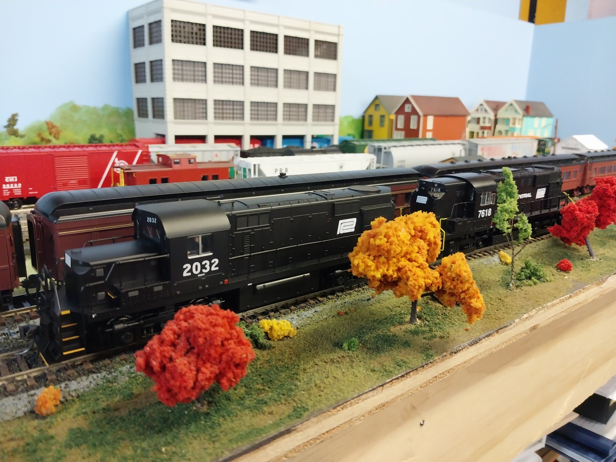 Consist #32 Alcos.jpg
