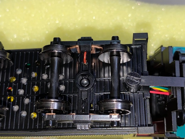 CONSOLIDATION TRUCK SCREW.jpg