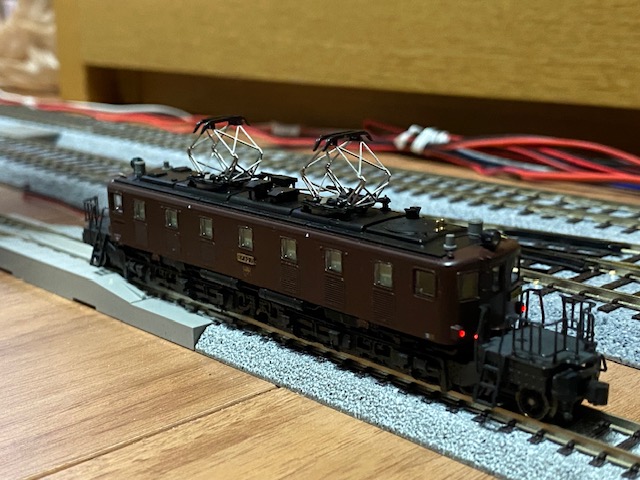 EF56 TAIL LIGHTS ON.jpeg