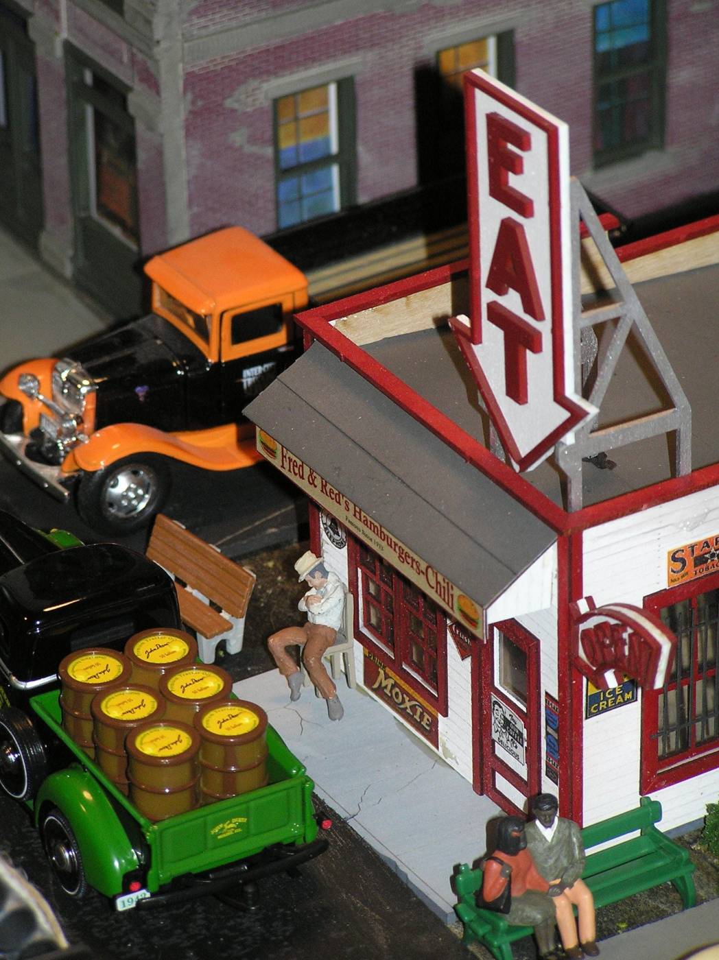 Fred and Red's Cafe, Beawslaiw, CA