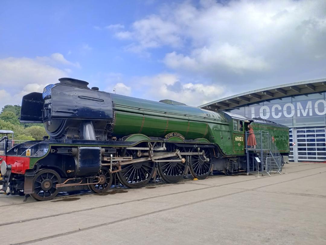 FS at Locomotion.jpg
