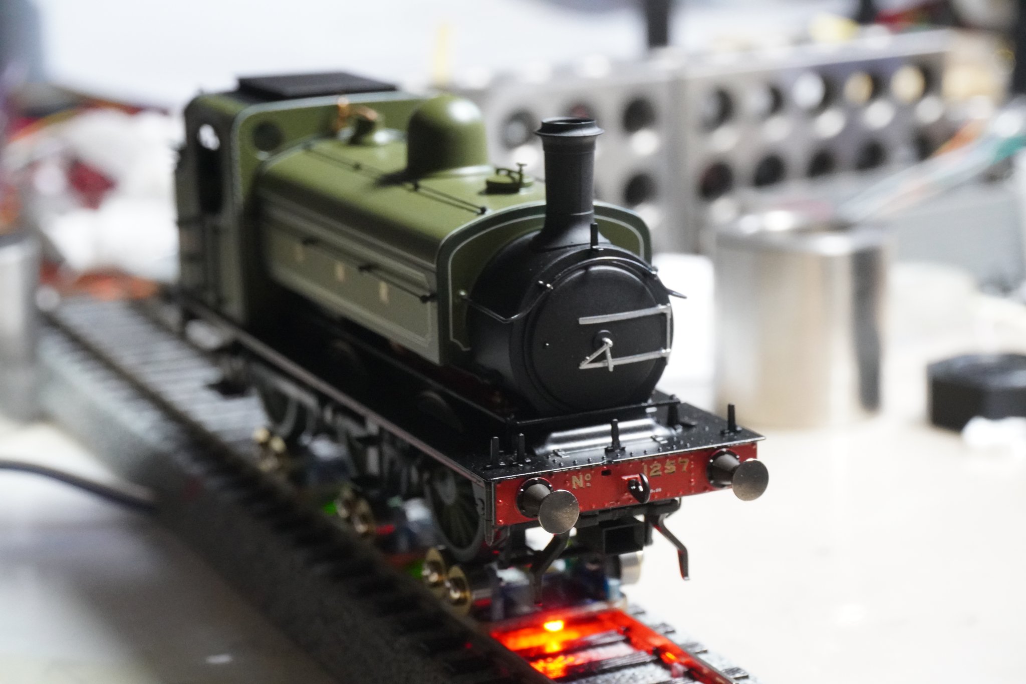 GNR J13 FRONT1.JPG
