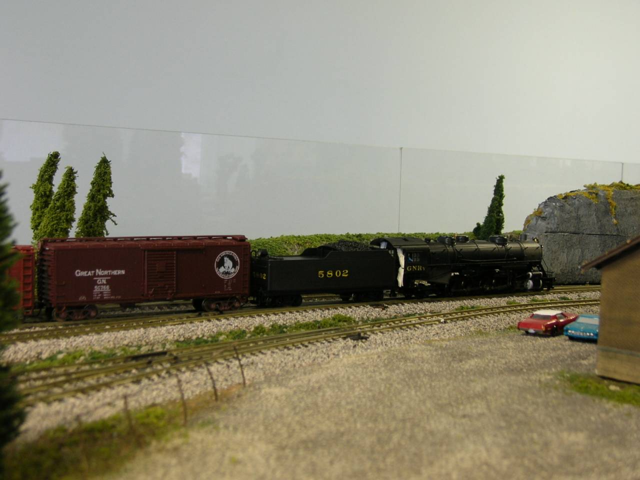 Grizzly Northern 5802 2-10-2 Drag Freight