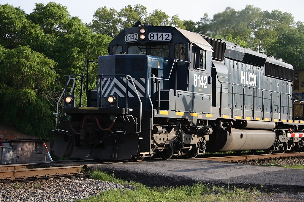 HLCX 8142
