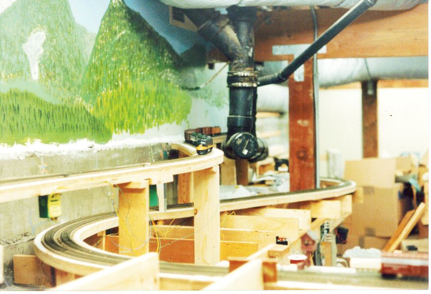 Looking_toward_East_Portal_c_1994