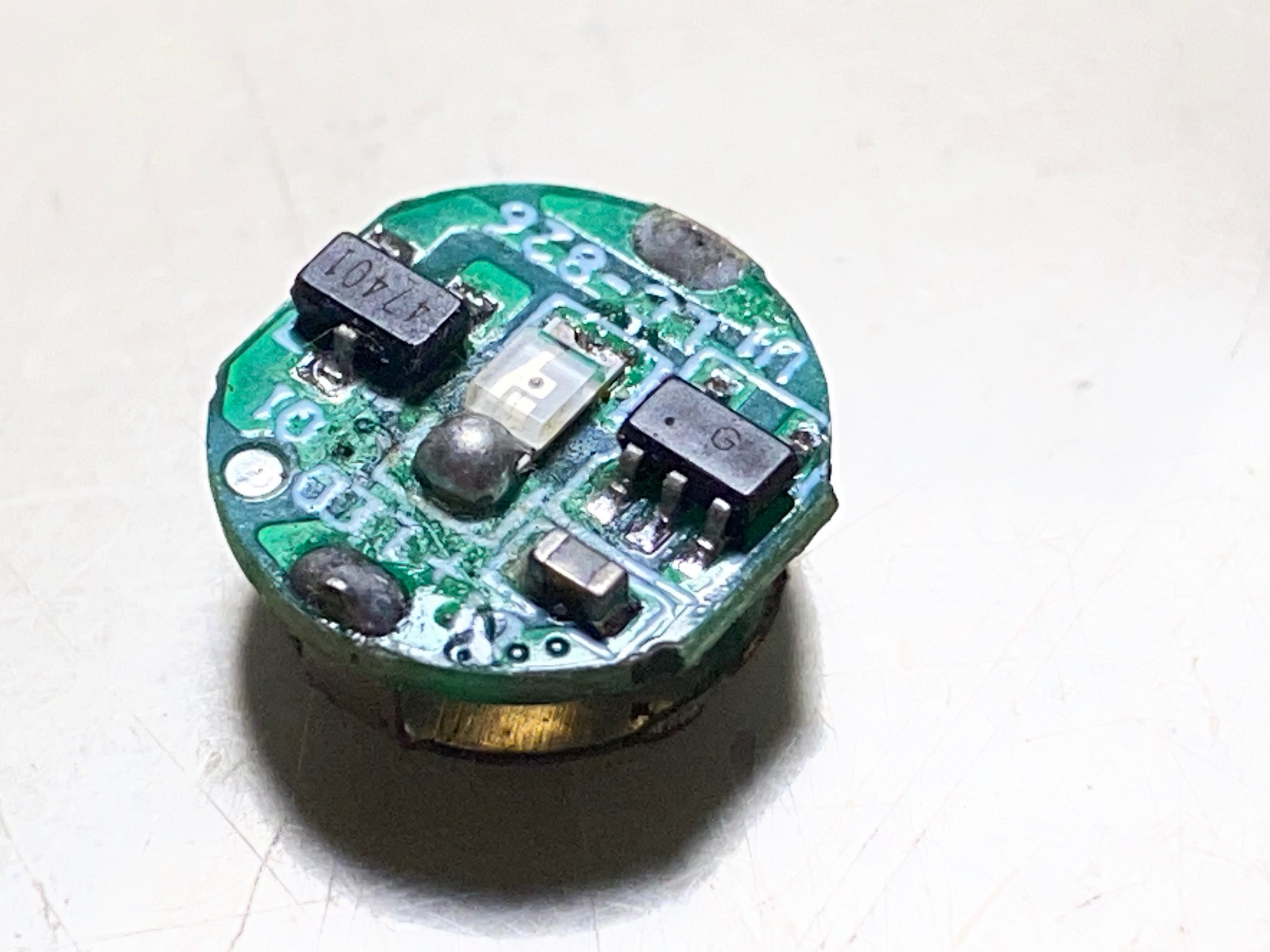 MAGNET LIGHT.jpeg