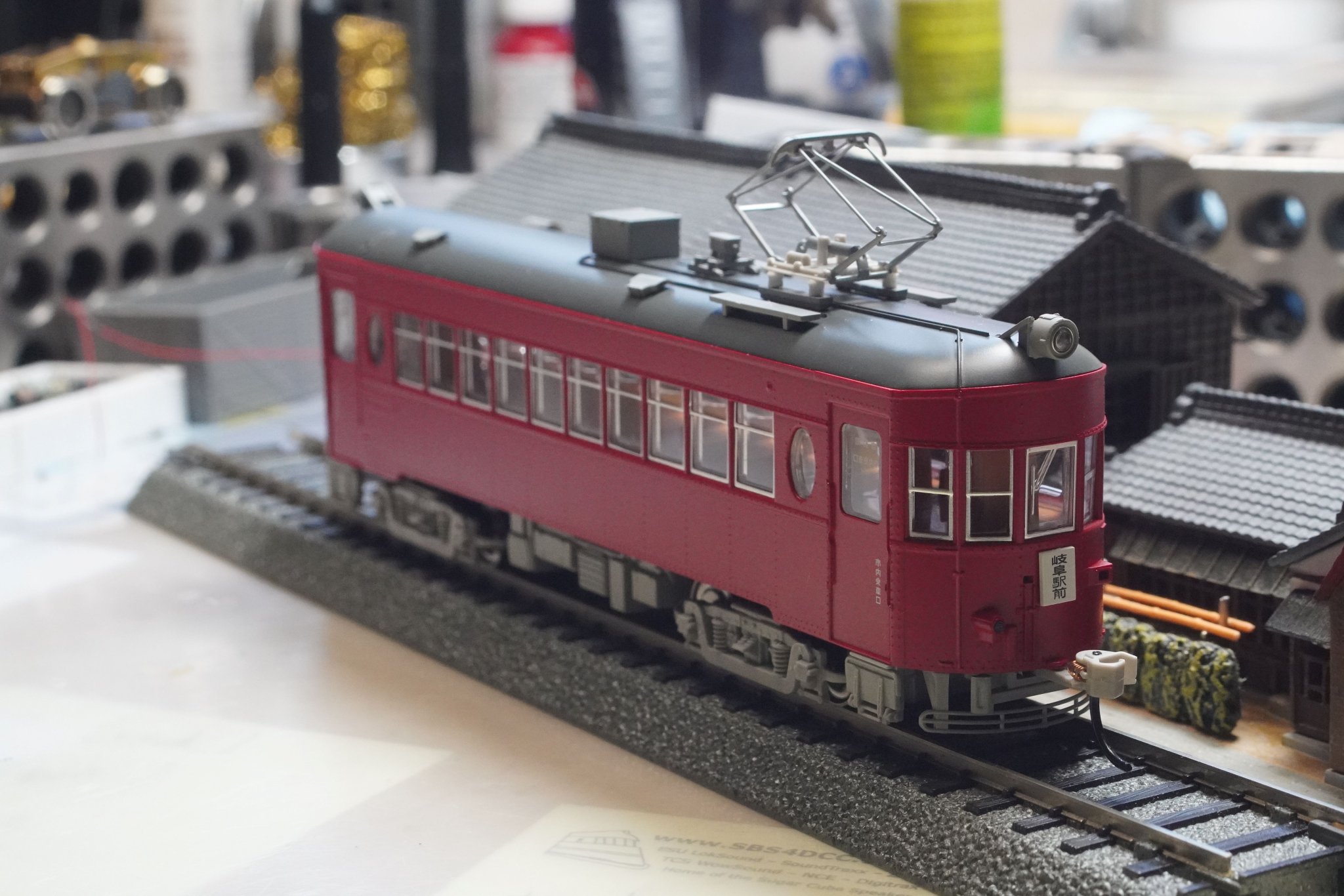 MO 510 FRONT RIGHT 80.JPG
