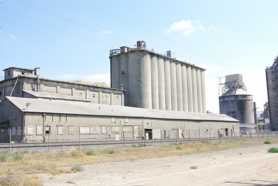 Monolith_cement_plant_6