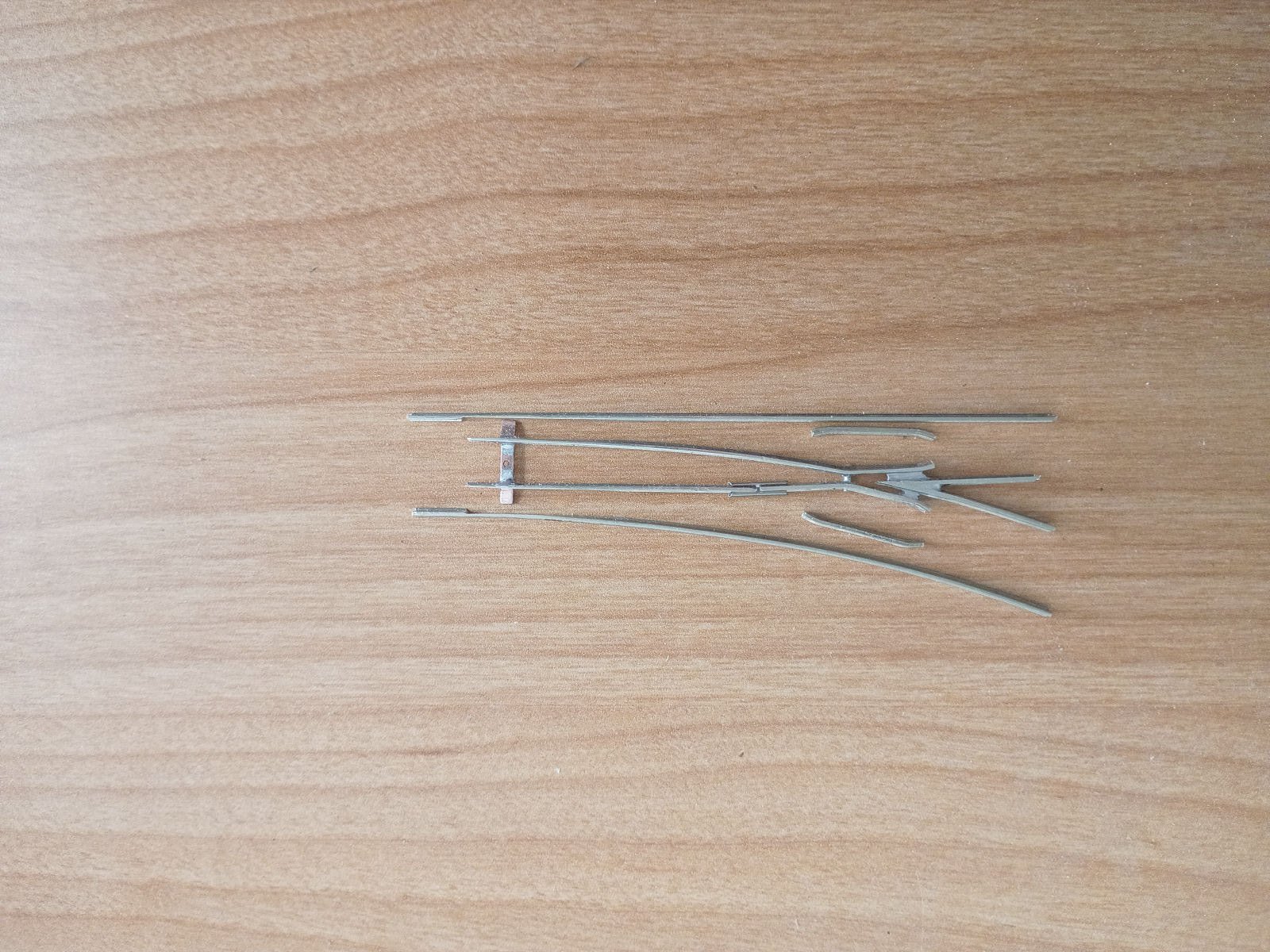 N #4 RH Bare Rail Kit C80.jpg